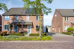 Oude Dijk 62, Eline Makelaardij, foto 2.jpg